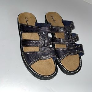 CLARKS SANDALS